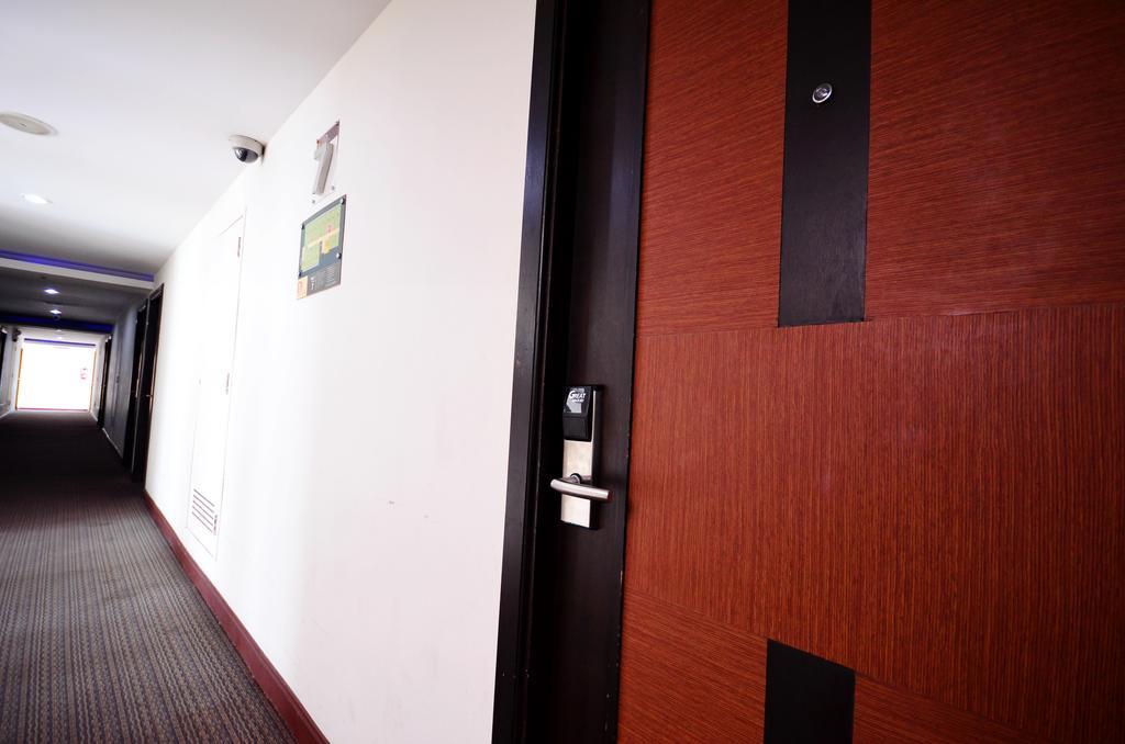 Pb Grand Hotel Hat Yai Dış mekan fotoğraf